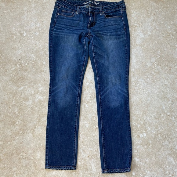 AEO stretch skinny jeans. Size 10. - Picture 4 of 4